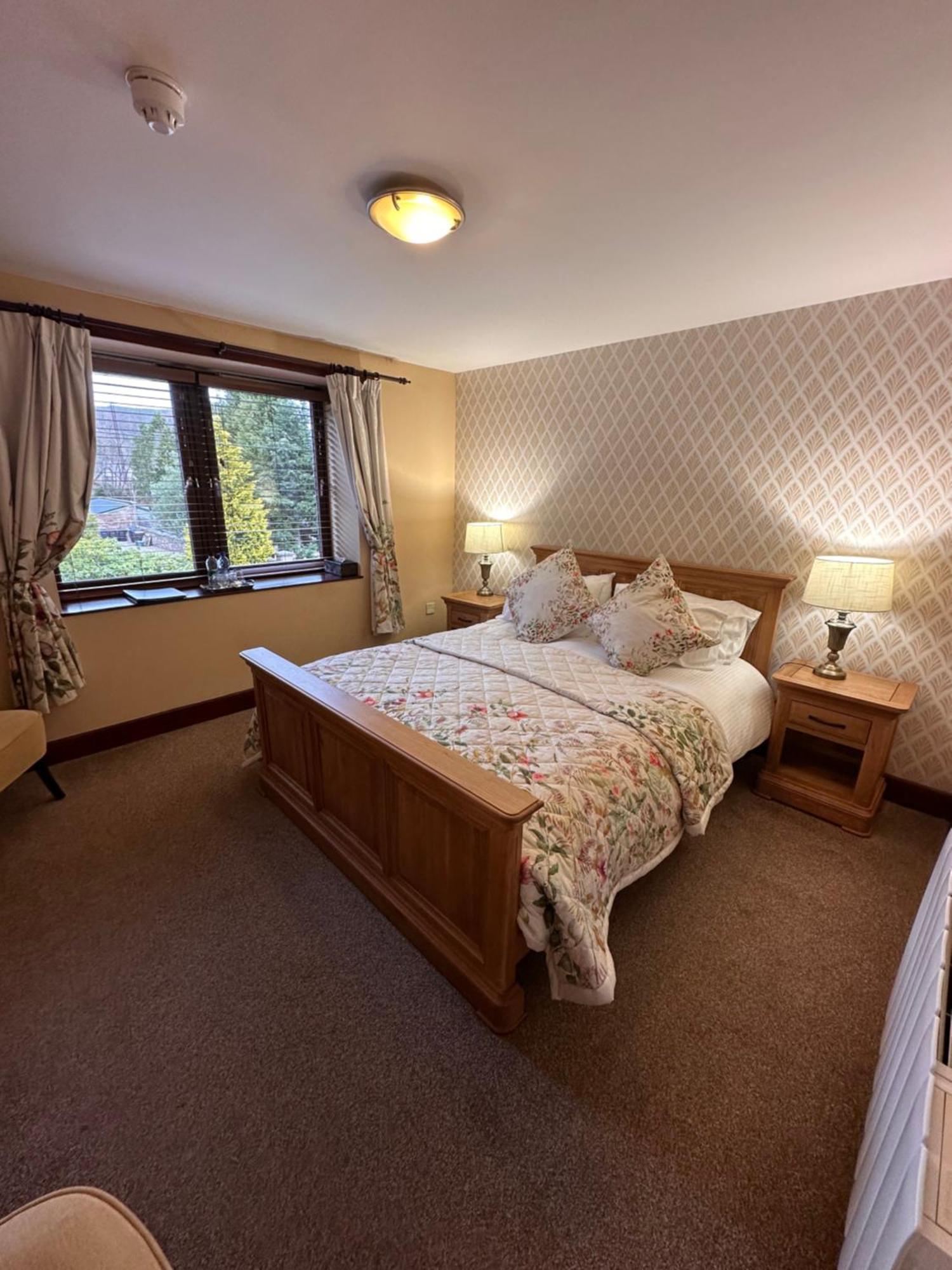 Bed and Breakfast The Auld Kirk Ballater Exteriér fotografie
